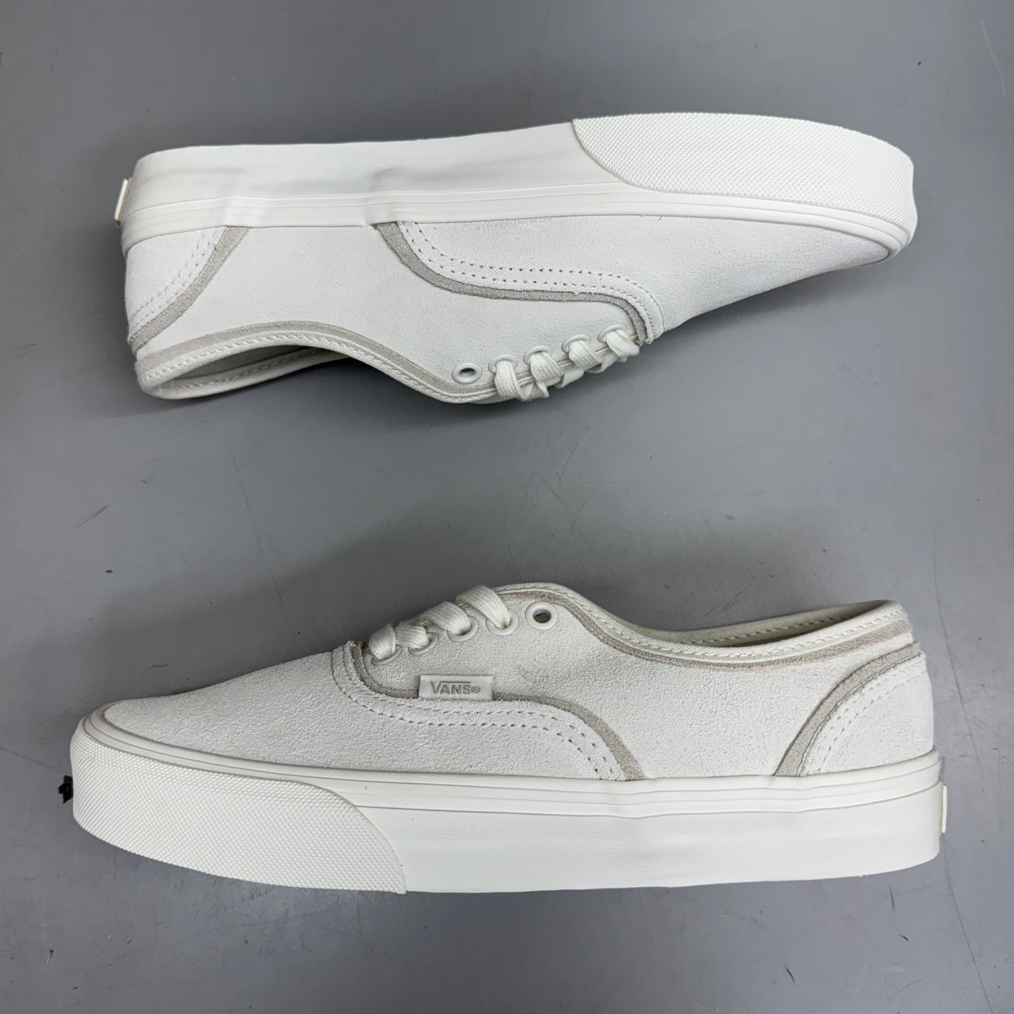 VANS Authentic Sliver Sneakers Shoes Mens's Sz 12 White/White VN000D6DWWW
